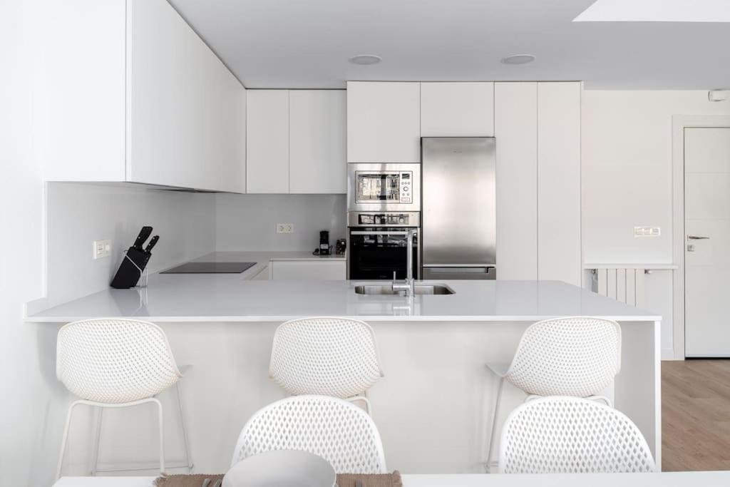 Bright With A/c, Parking Optional Apartament Sant Sebastià