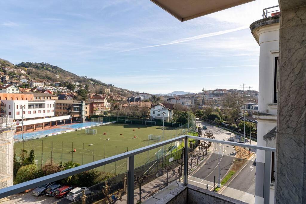 Bright With A/c, Parking Optional San Sebastián